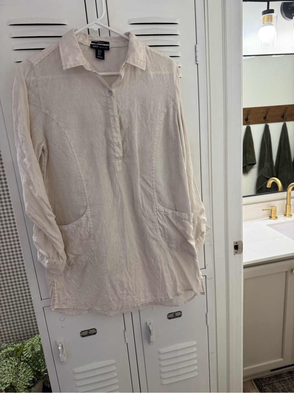 Jones New York Cream Long-Sleeve Casual Button-Down Shirt